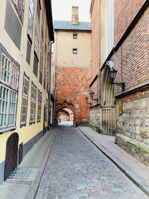 Old Town Apartment Next To Saint Peter'S Church 里加 外观 照片