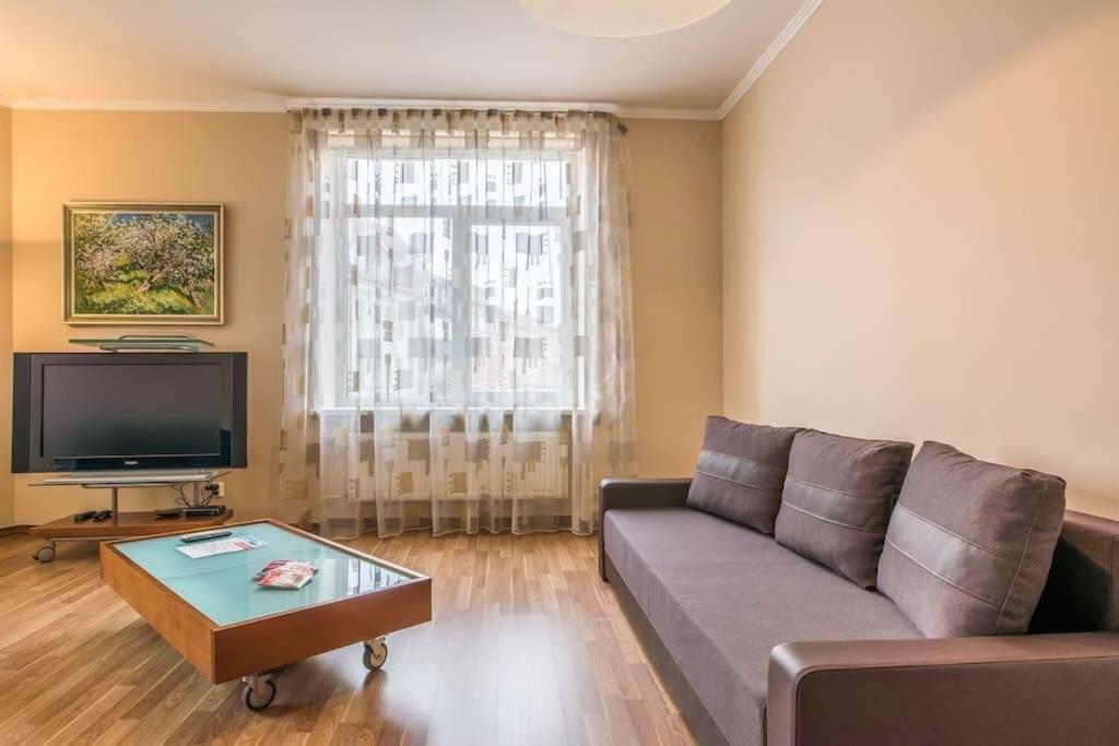 Old Town Apartment Next To Saint Peter'S Church 里加 外观 照片